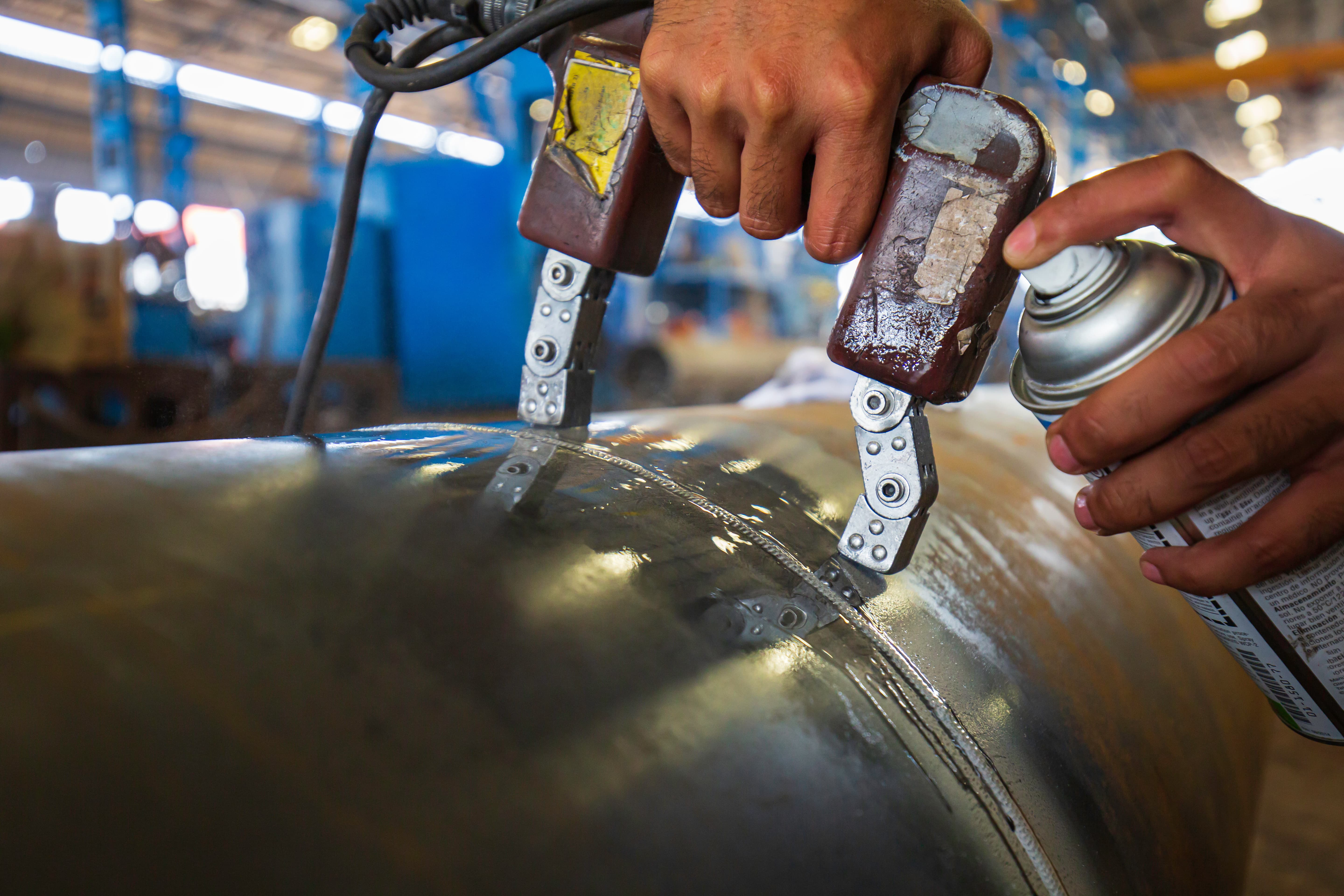 Magnetic Particle Testing for Aerospace | Hansen Aerospace